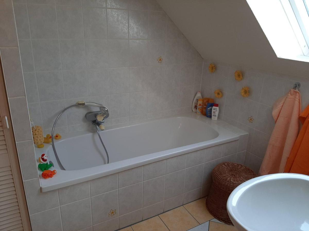 Fewo Hohen Neuendorf Bei Berlin Mit Sauna Und Fuss-Spa Bagian luar foto